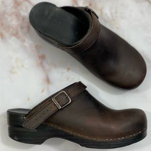 DANSKO Ingrid Antique Brown Clogs Size 41